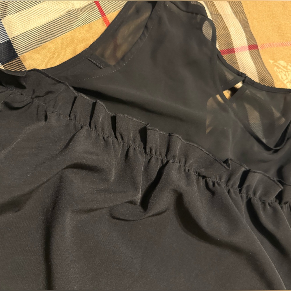 Halogen Black Sleeveless Blouse MP - Picture 2 of 5